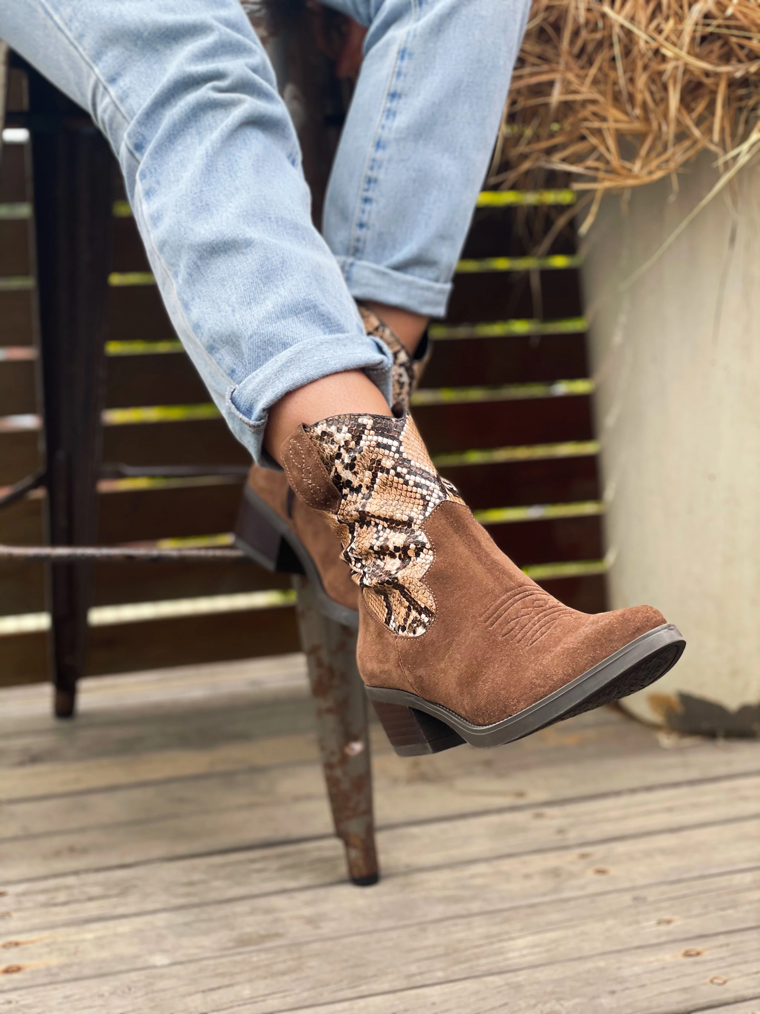 Quait 20644 Cognac Snake Print Western Boot - Image 5